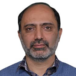  مدرس آکادمی همراه حسین  بهرامگیری