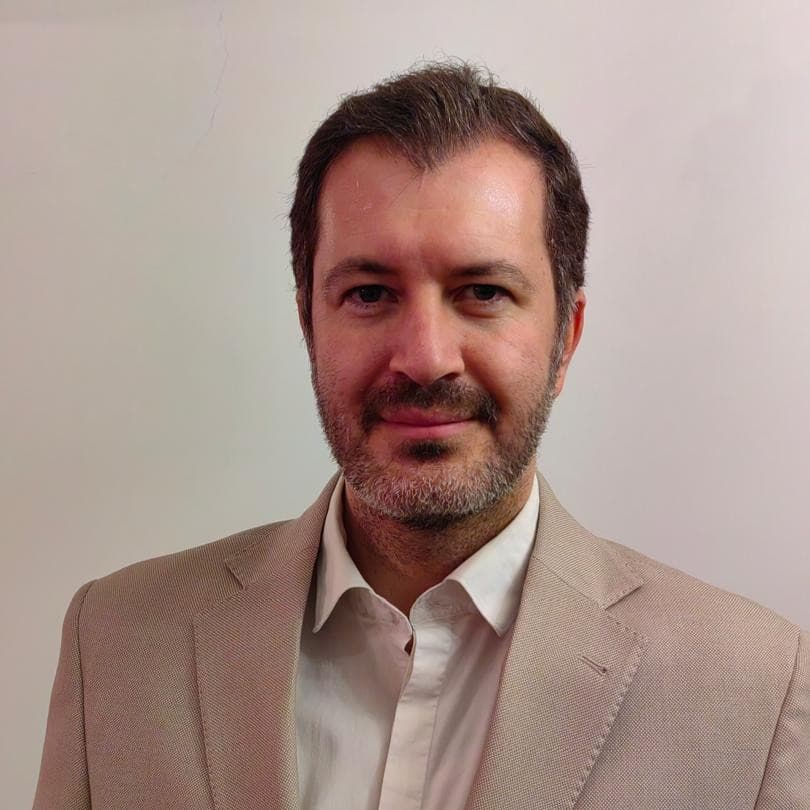 صادق  حیدری