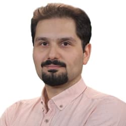  مدرس آکادمی همراه پیمان اکبرنیا