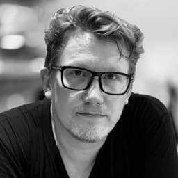 دنیل  جی وست