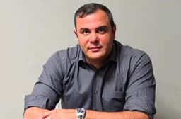 مصطفی مرشدی