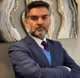 سهیل نیکزاد